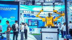 <b>及时指导车辆从城流</b>